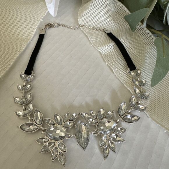 Silver Rhinestone Necklace Fashion Statement Women’s Formal Collar Adaptable - Picture 1 of 8